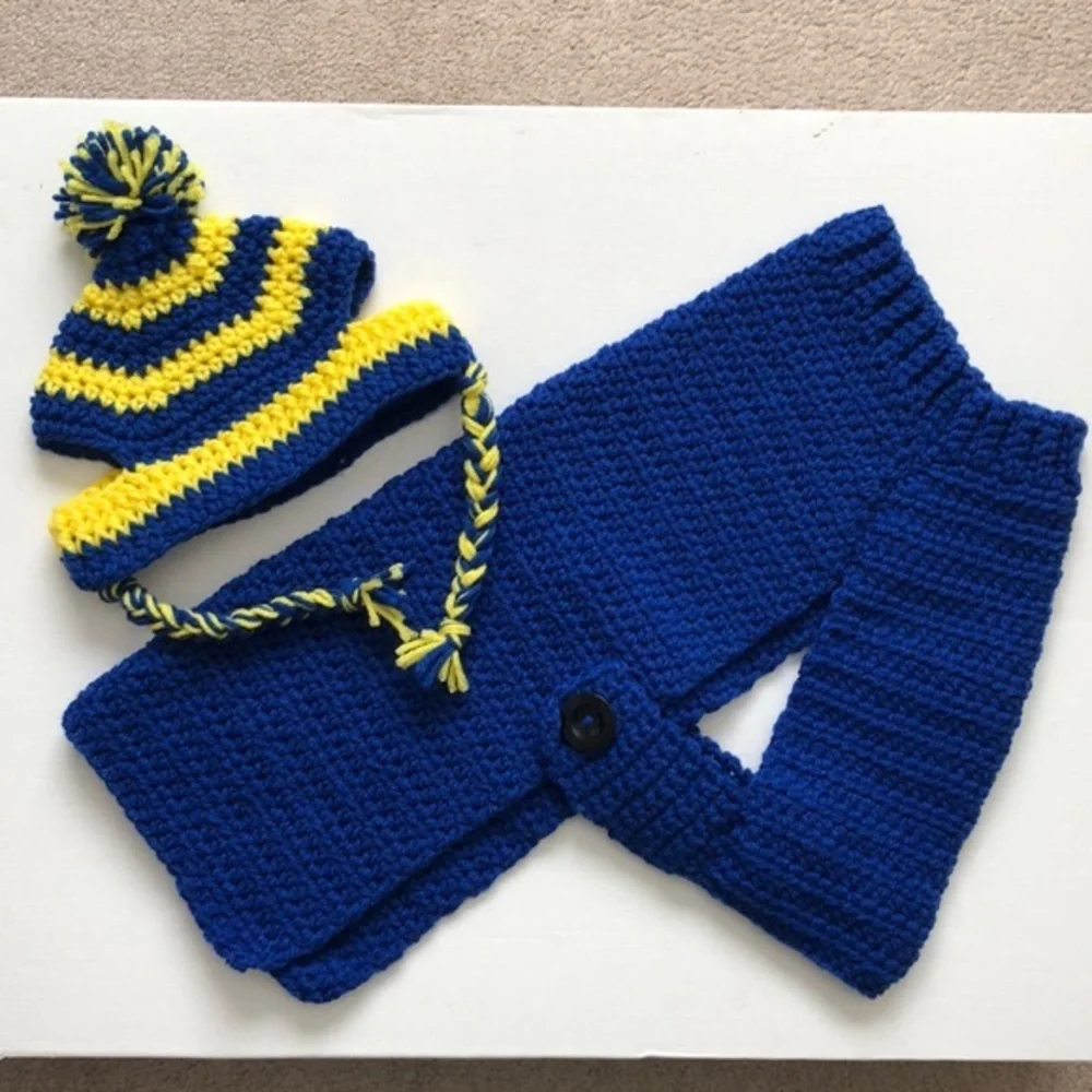 Handmade Crochet Dog sweater & Hat Blue Yellow